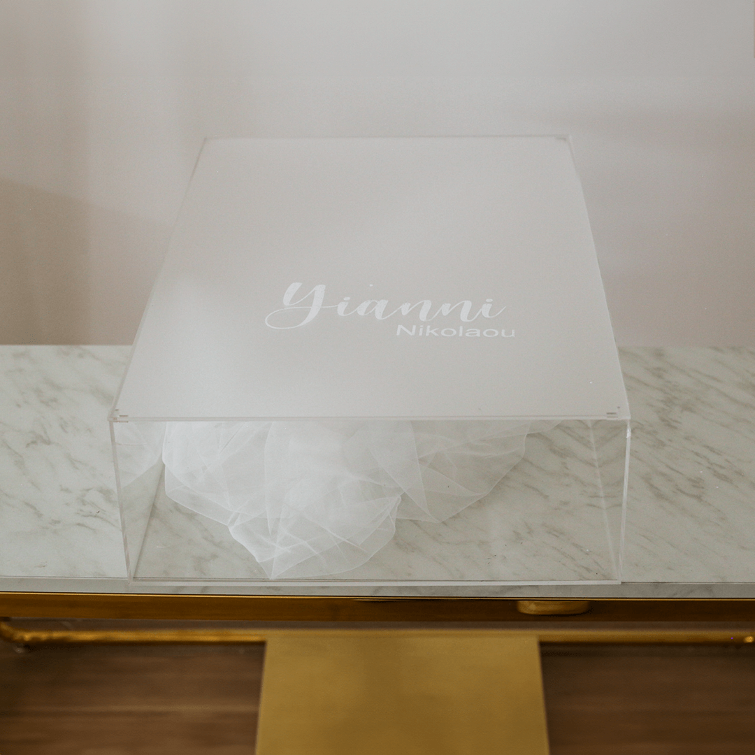 Yianni personalised Xl Box with Vinyl