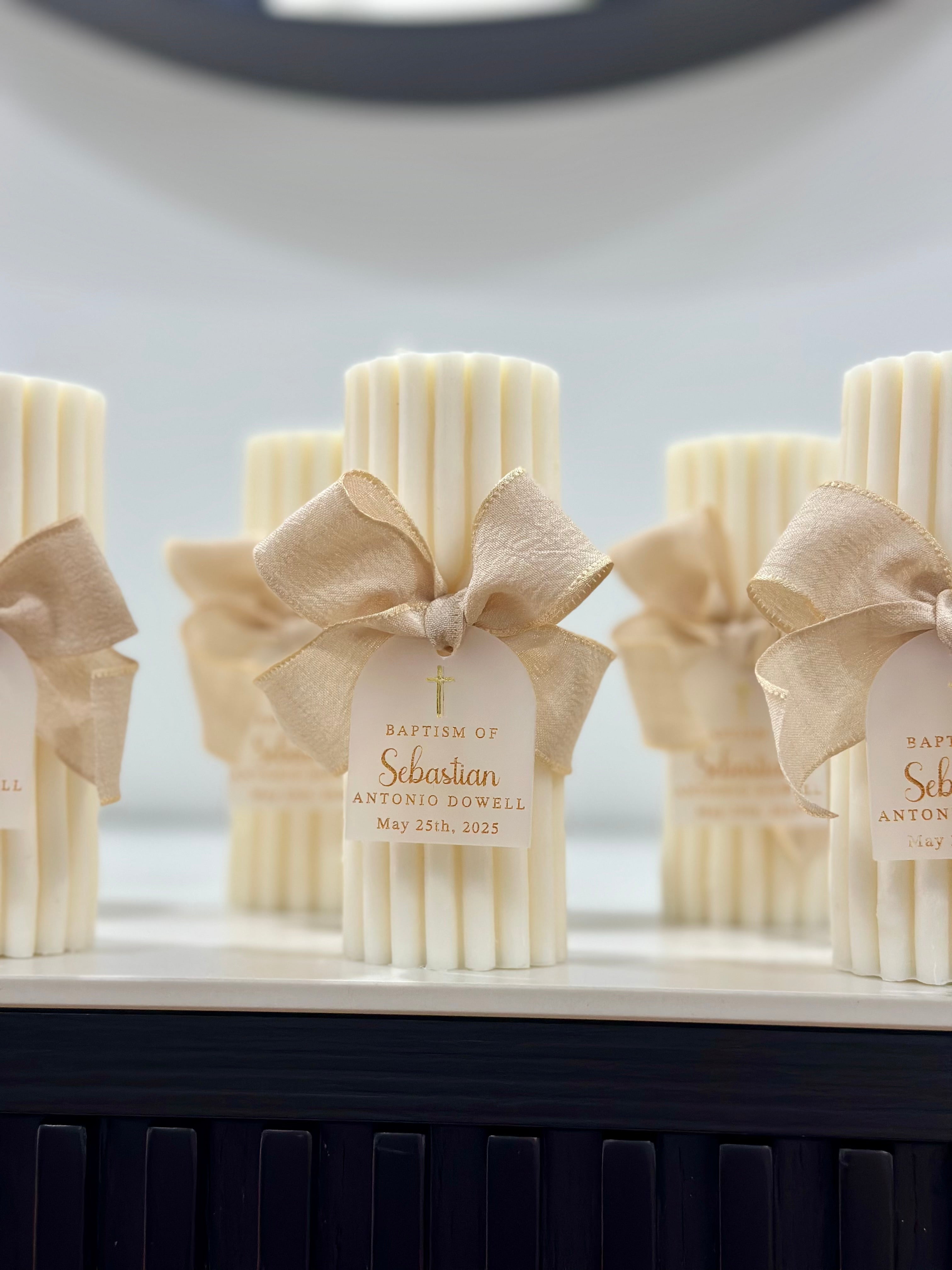 Twirl Candle with Ribbon and personalised Tag
