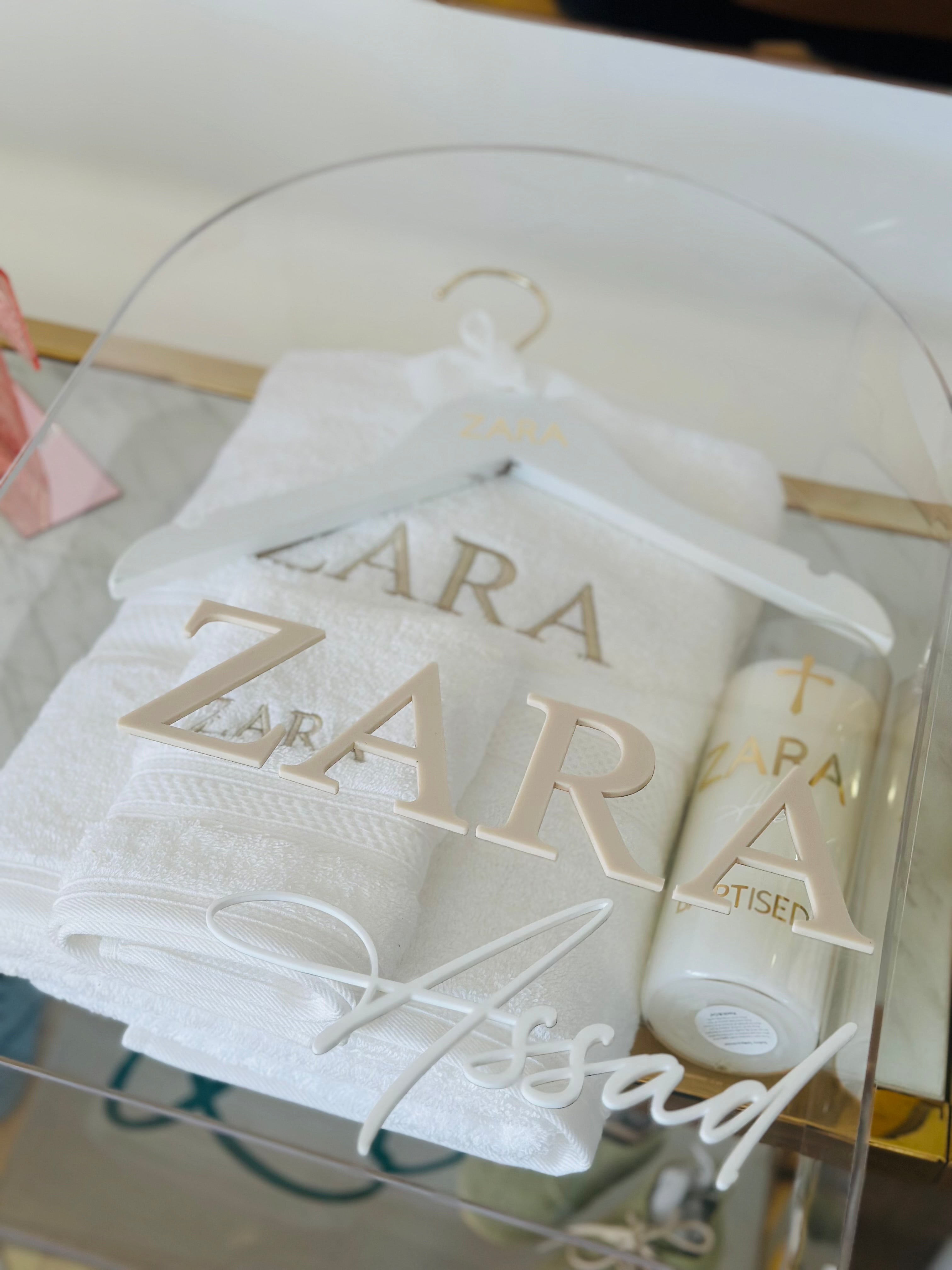 Zara Arched Acrylic Box - 1 name only.